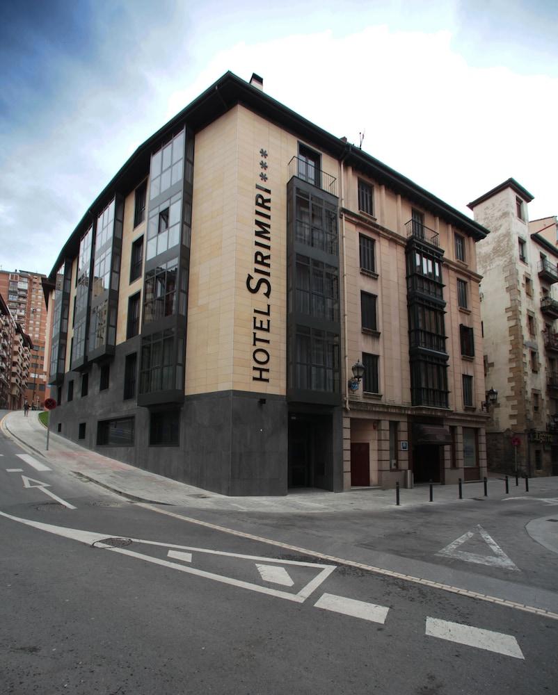 Hotel Sirimiri Bilbao Exteriör bild